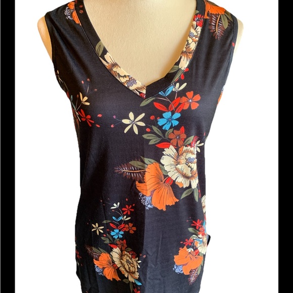 Sampeel Tops - Sampeel Tank Top Tunic Sleeveless NWT Black Floral Pullover Size Small